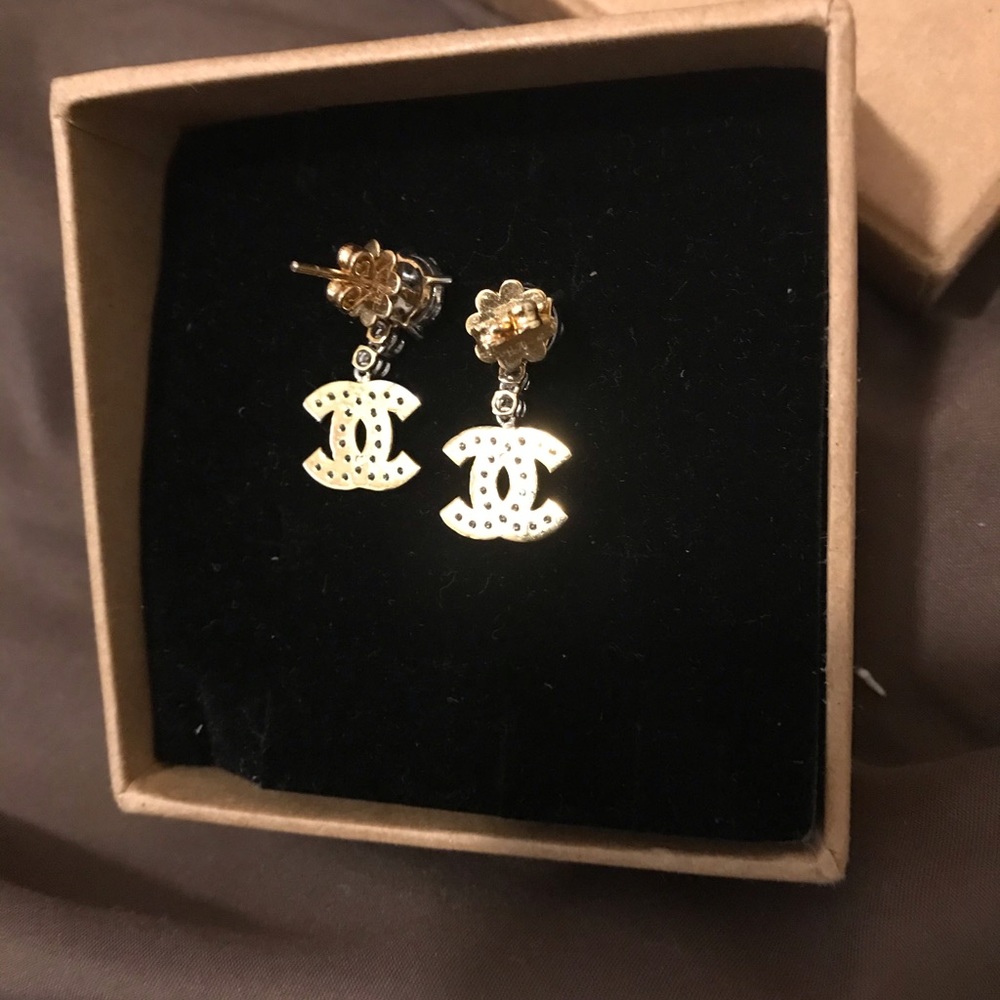 Diamond earring - Picture 3 of 3